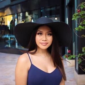 Meet your Posher, Joyce